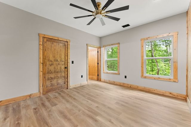286 Frances Drive, Ellijay, GA 30536