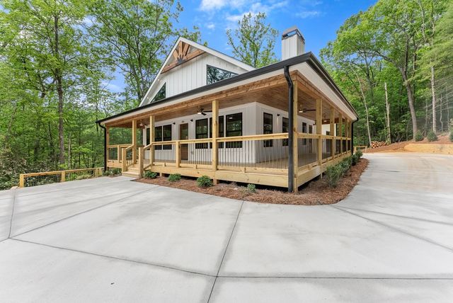 286 Frances Drive, Ellijay, GA 30536