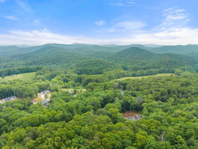 286 Frances Drive, Ellijay, GA 30536