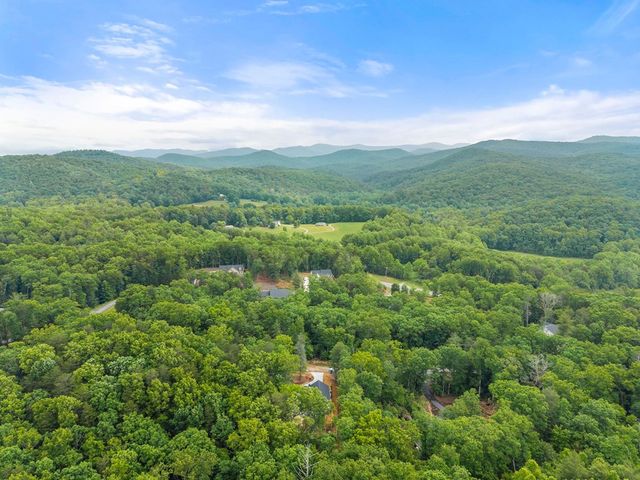 286 Frances Drive, Ellijay, GA 30536