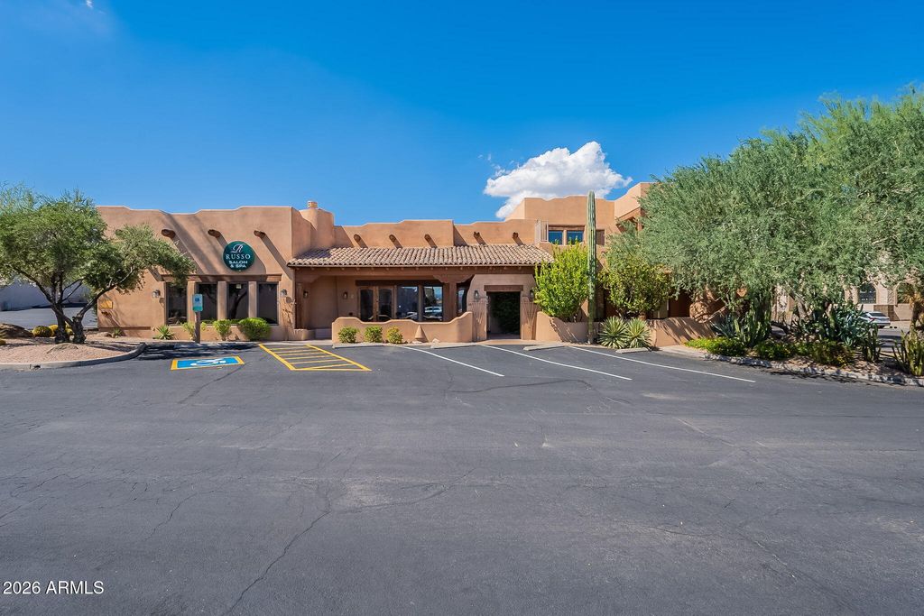 16715 E PARKVIEW Avenue, Fountain Hills, AZ 85268 — exterior