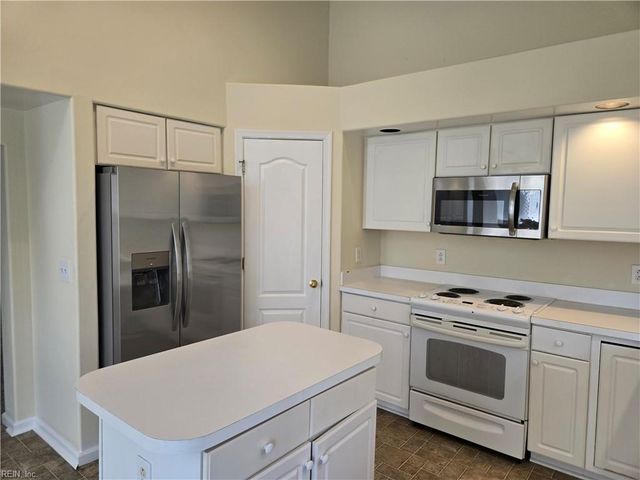 2613 Embers CT, Virginia Beach, VA 23456