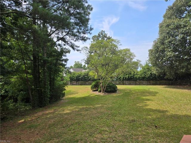 2613 Embers CT, Virginia Beach, VA 23456
