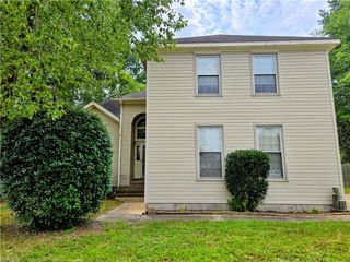2613 Embers CT, Virginia Beach, VA 23456