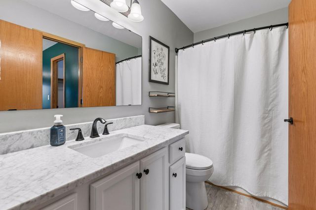2064 Parkway Avenue, Shakopee, MN 55379