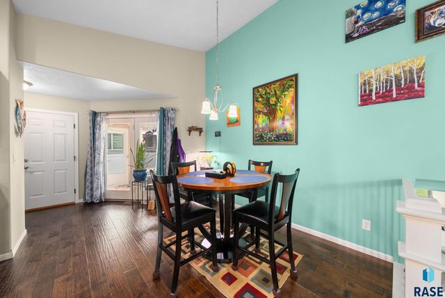 601 W Highpointe St, Tea, SD 57064