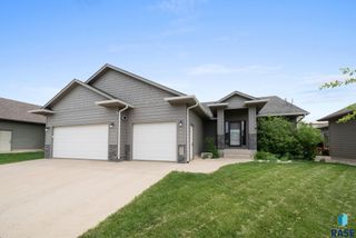 601 W Highpointe St, Tea, SD 57064