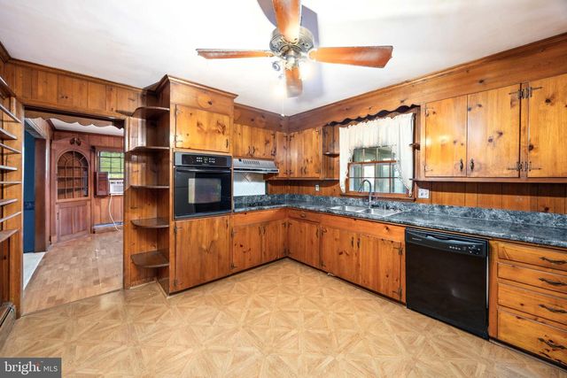 8473 N PRONG LN, Delmar, MD 21875