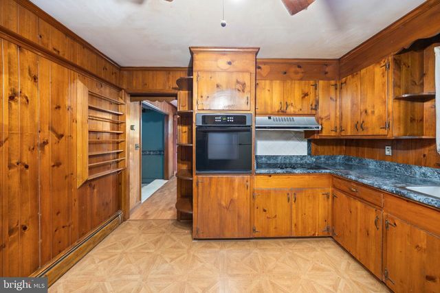 8473 N PRONG LN, Delmar, MD 21875