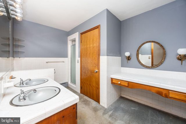 8473 N PRONG LN, Delmar, MD 21875