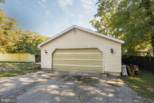 8473 N PRONG LN, Delmar, MD 21875