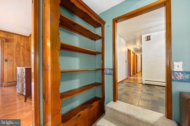 8473 N PRONG LN, Delmar, MD 21875