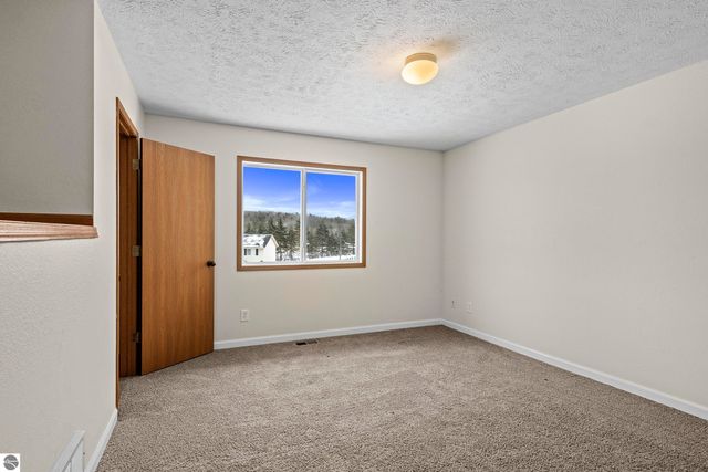 3777 Vale Drive, Traverse City, MI 49686