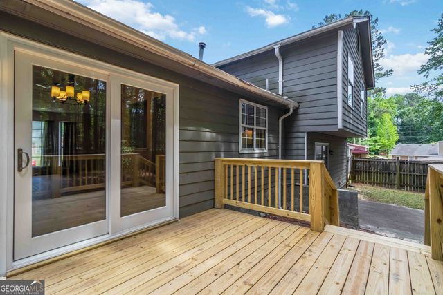 220 Gemstone Place, Atlanta, GA 30349