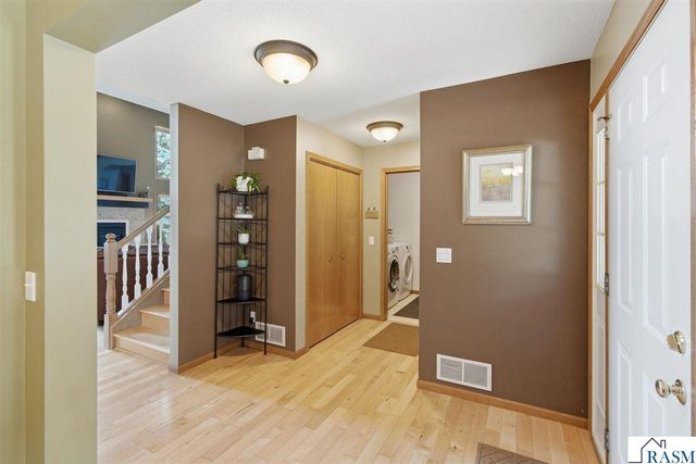 1576 LaMar Drive, North Mankato, MN 56003