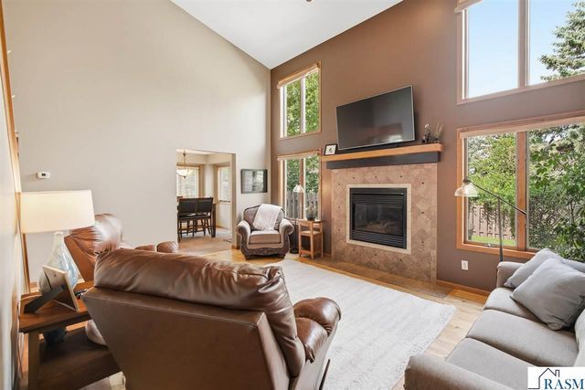 1576 LaMar Drive, North Mankato, MN 56003