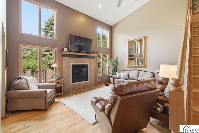 1576 LaMar Drive, North Mankato, MN 56003