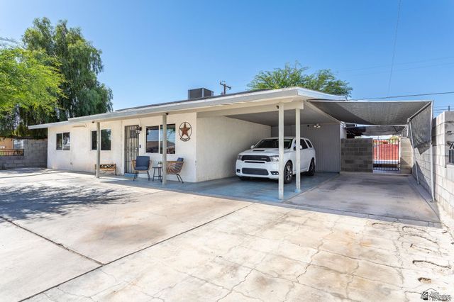 1318 E Morrison St, Yuma, AZ 85365