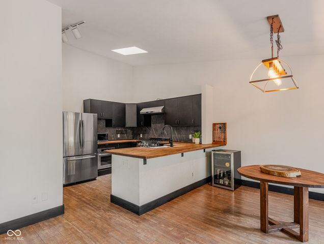 4061 Shields Drive, Columbus, IN 47201