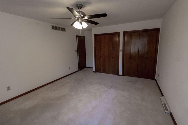 401 CEDAR LN, Columbia, MO 65201