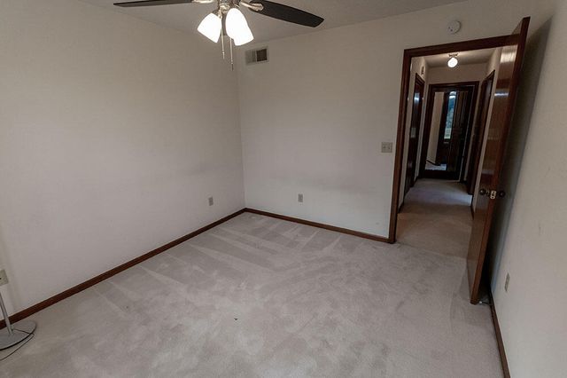 401 CEDAR LN, Columbia, MO 65201