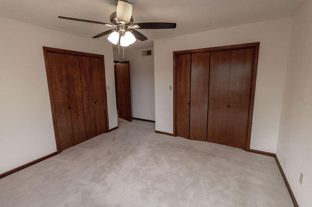 401 CEDAR LN, Columbia, MO 65201