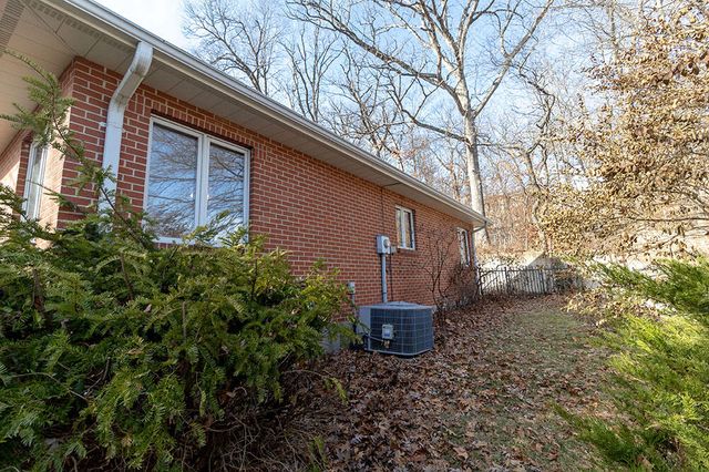 401 CEDAR LN, Columbia, MO 65201