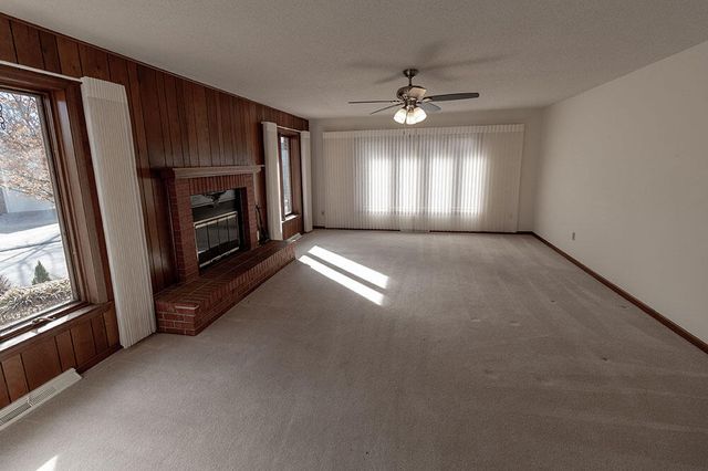 401 CEDAR LN, Columbia, MO 65201