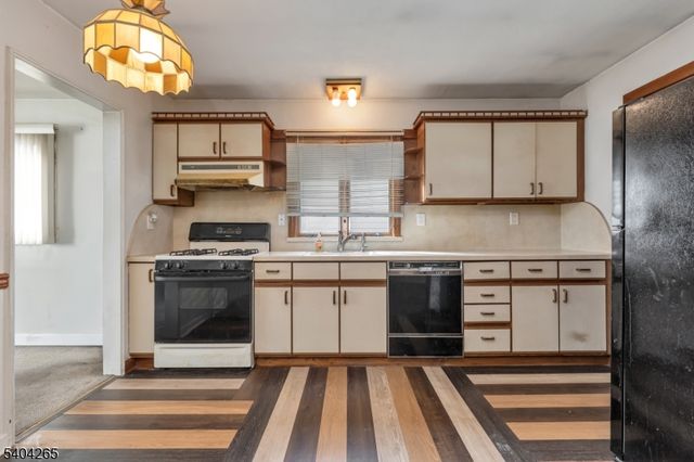 399 Richard Way, North Plainfield Boro, NJ 07062