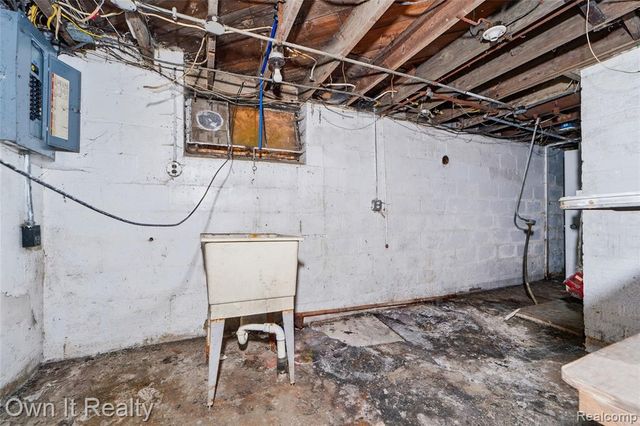 11947 Laing Street, Detroit, MI 48224