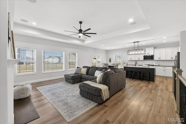 1361 DOVE HOLLOW Circle, O'fallon, IL 62269