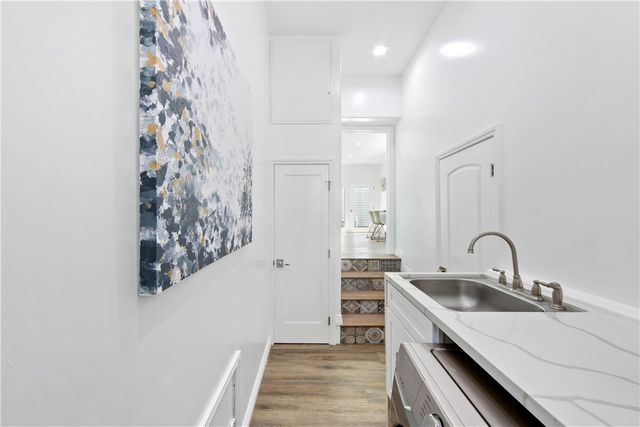 3763 LANKERSHIM Boulevard, Los Angeles, CA 90068