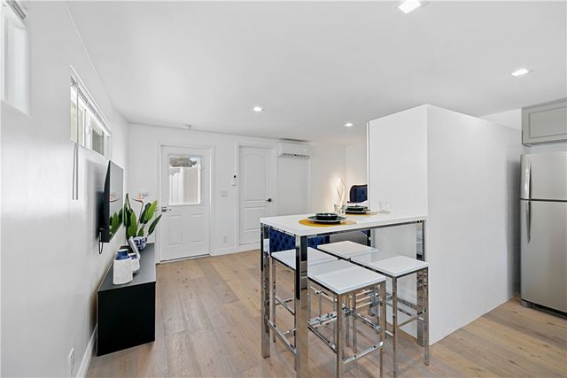 3763 LANKERSHIM Boulevard, Los Angeles, CA 90068