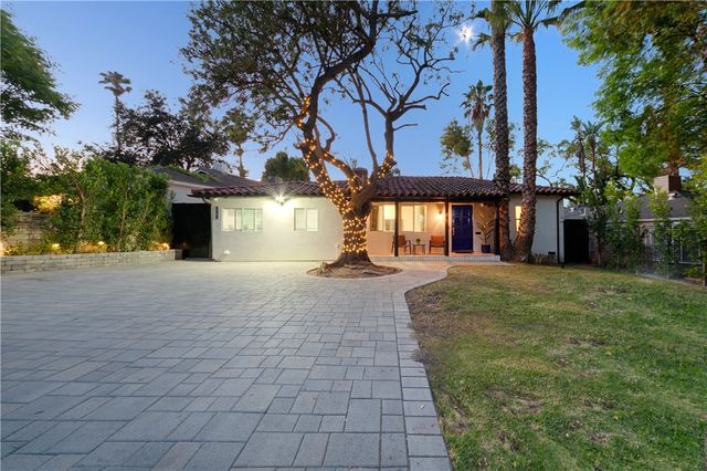 3763 LANKERSHIM Boulevard, Los Angeles, CA 90068