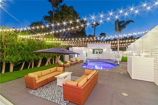3763 LANKERSHIM Boulevard, Los Angeles, CA 90068