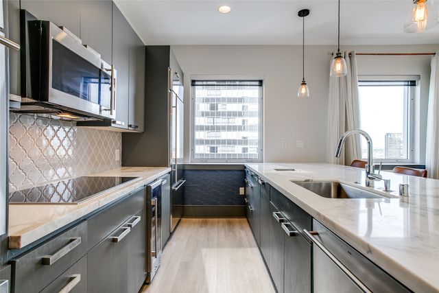 1505 Elm Street 1603, Dallas, TX 75201