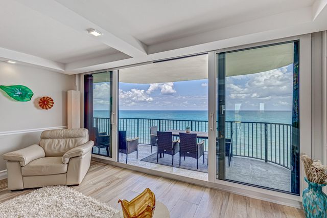 400 Beach Road 702, Tequesta, FL 33469