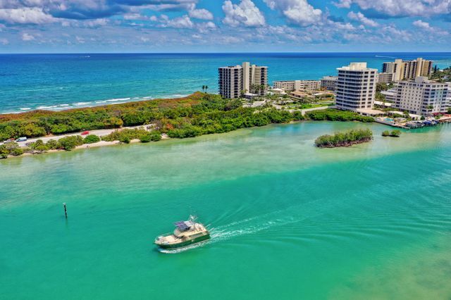 400 Beach Road 702, Tequesta, FL 33469
