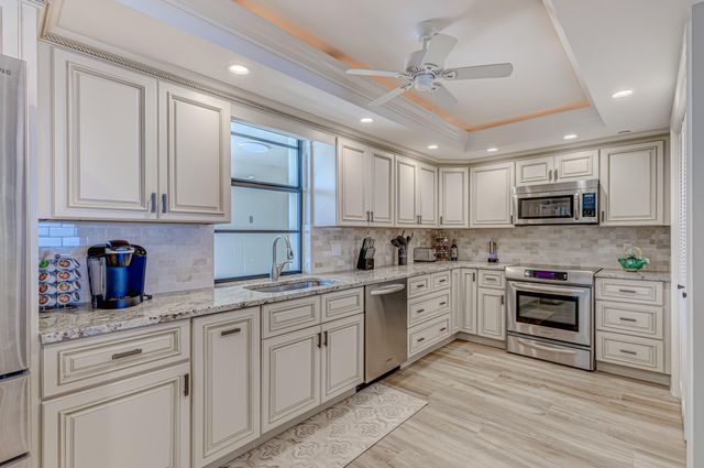 400 Beach Road 702, Tequesta, FL 33469