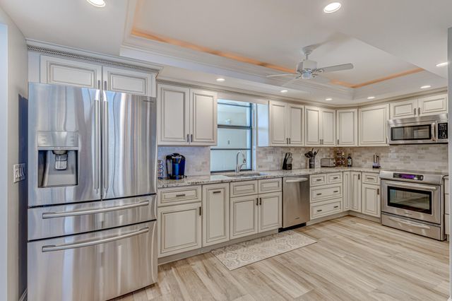 400 Beach Road 702, Tequesta, FL 33469