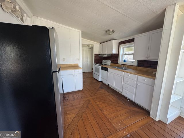 130 Garden Ridge Drive, Carrollton, GA 30116