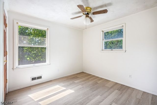 233 Henry Ct, North Plainfield Boro, NJ 07060
