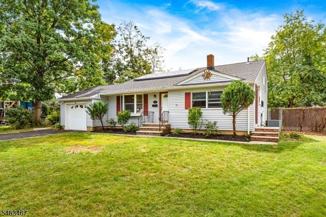 233 Henry Ct, North Plainfield Boro, NJ 07060