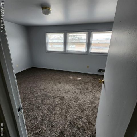 20834 Pembroke Avenue, Detroit, MI 48219