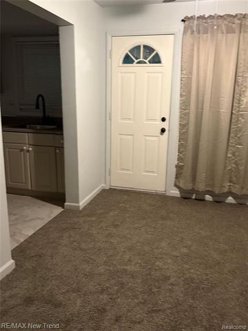 20834 Pembroke Avenue, Detroit, MI 48219