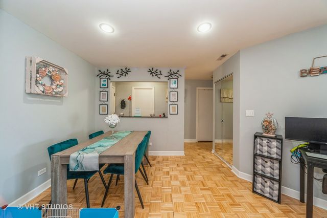 1550 Sandpebble Drive 306, Wheeling, IL 60090