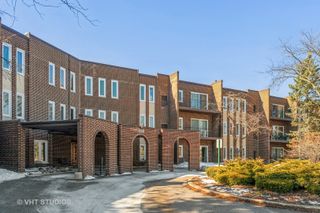 1550 Sandpebble Drive 306, Wheeling, IL 60090