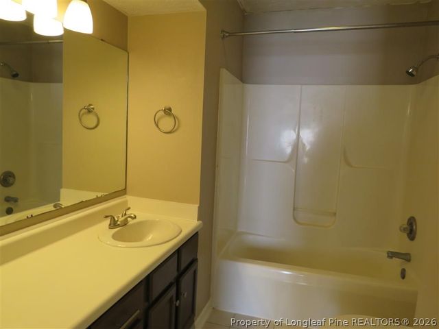 5660 Bauer Street, Hope Mills, NC 28348