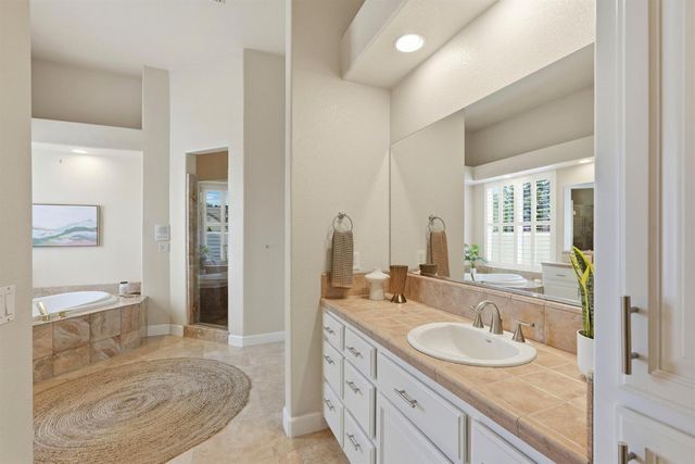 854 Villa Del Sol, El Dorado Hills, CA 95762