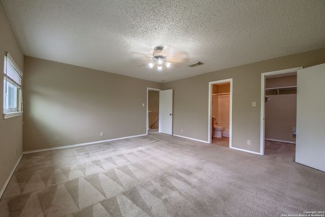 9107 GAMBIER DR, San Antonio, TX 78250